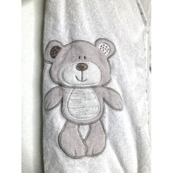 Koala Baby White Embroidered Bear Terry Cloth Hooded Star Bath Robe 0-12M - Picture 8 of 9